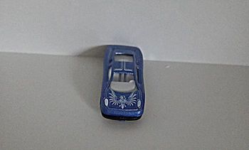 🚗 Petite Voiture de Collection Bleue - Modèle Sportif (Bon État )