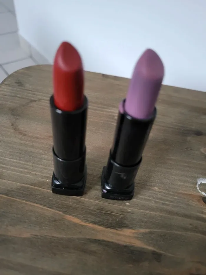 2 rouge à lèvres