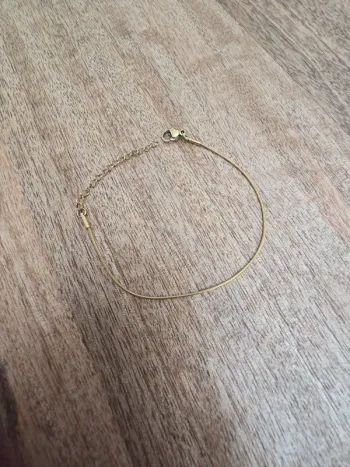 Bracelet fin doré acier