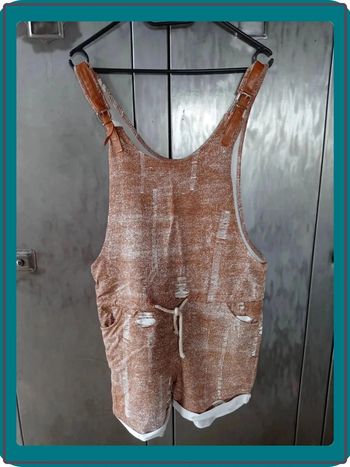 Combi short taille 36/38 marron très bon état