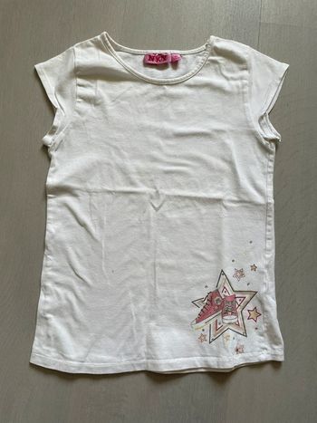 T-shirt fille blanc NKY - motif baskets et étoiles - Taille 6 ans