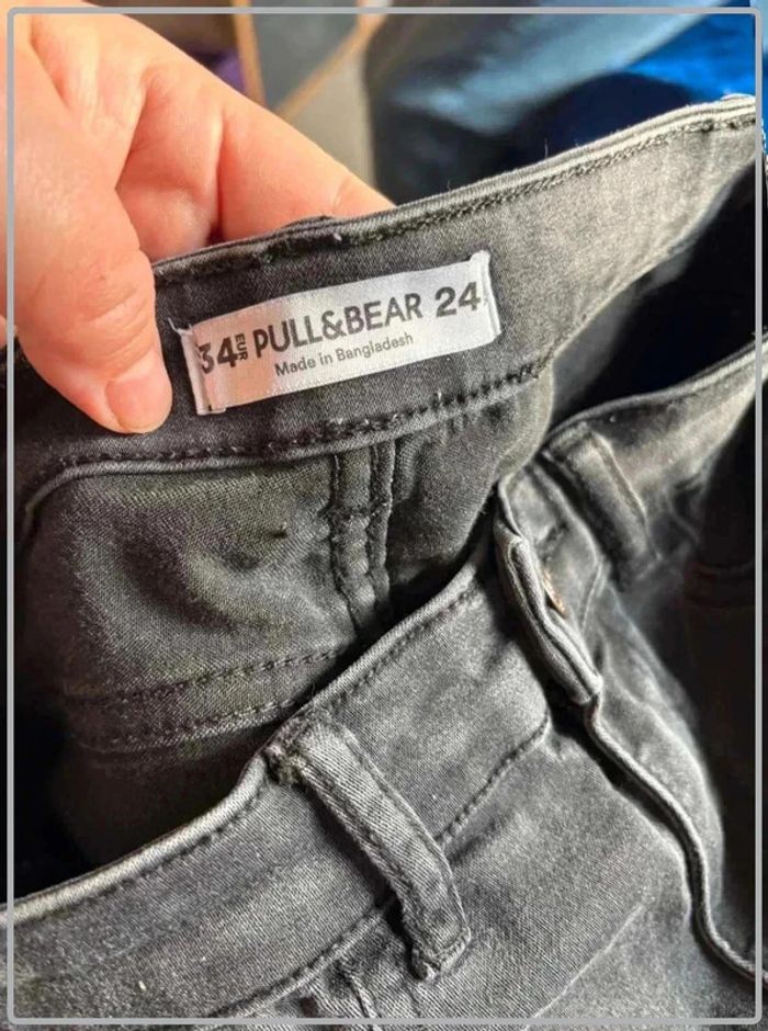Jeans  taille  34  marque pull  &  bear - photo numéro 3