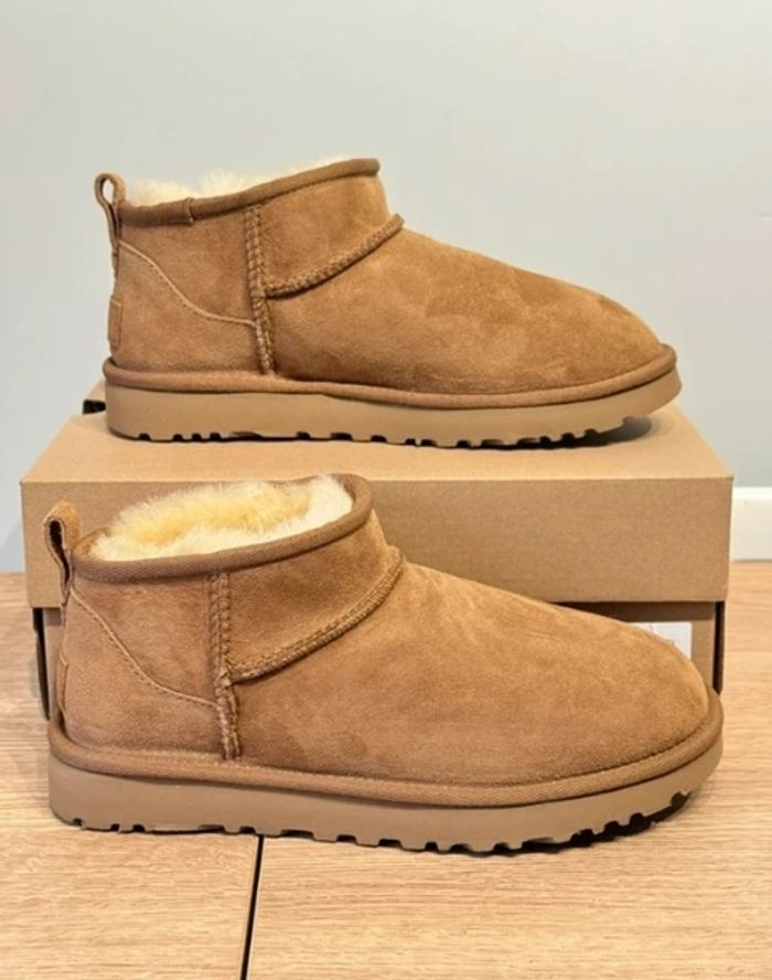 Bottes de neige courtes UGG 🌰37