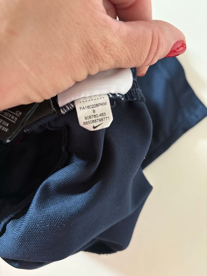 Bas de survêtement Nike garçon taille S - photo numéro 3
