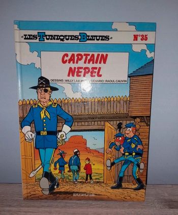 Bande dessinée Les tuniques bleu capitaine nevel