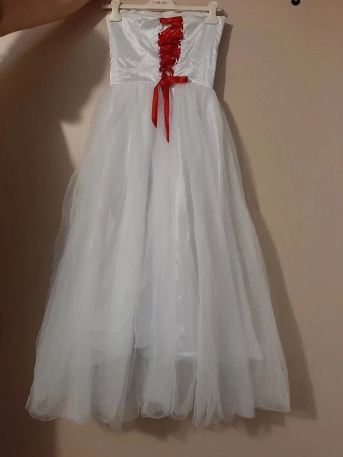 Robe blanche - photo numéro 2