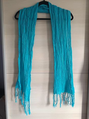 Foulard bleu