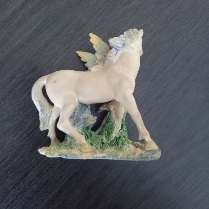 Mini statuette cheval/fée - photo numéro 4