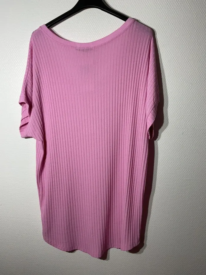 T-shirt « amour » femme taille unique (38-46)- E&F - neuf avec étiquette - photo numéro 3