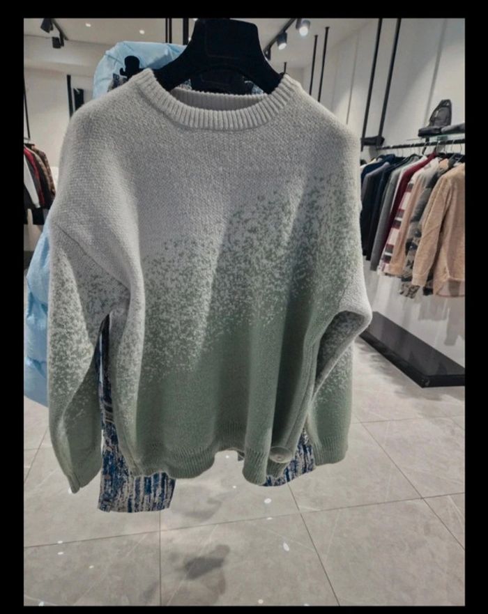 Pull ◇ Neuf