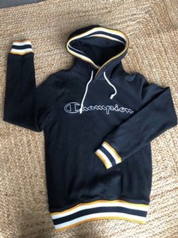 Pull champion XS neuf