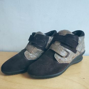 Chaussures à scratch en daim pour pied qui gonfle taille 38