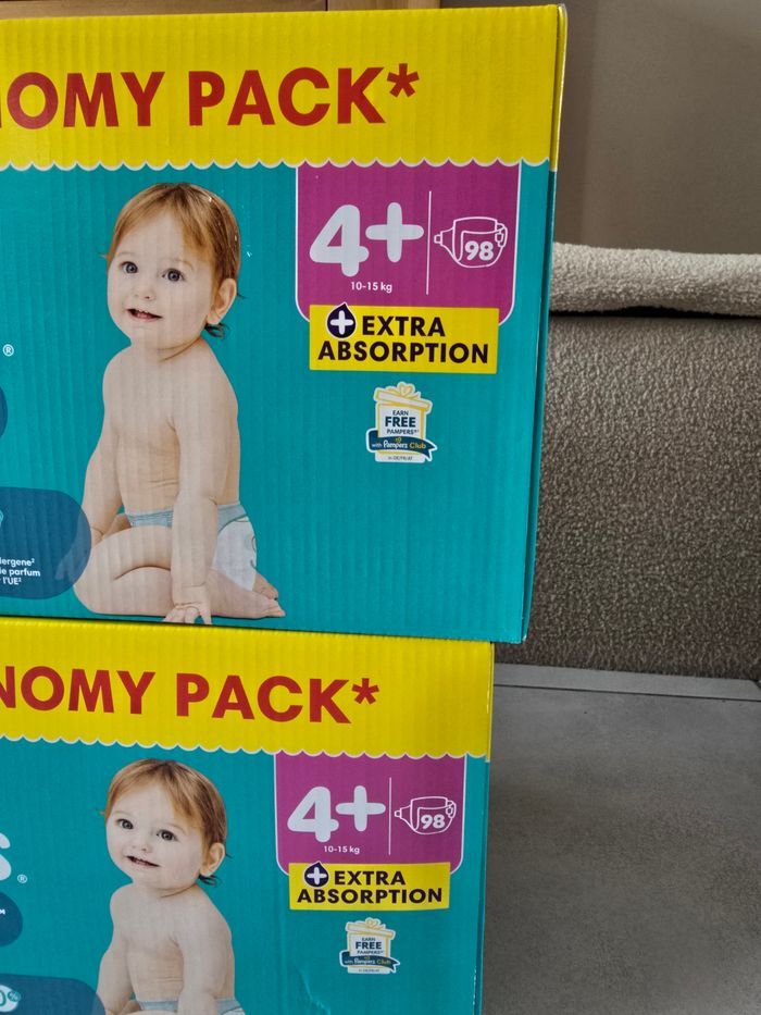 Couches taille 4+ pampers - photo numéro 2
