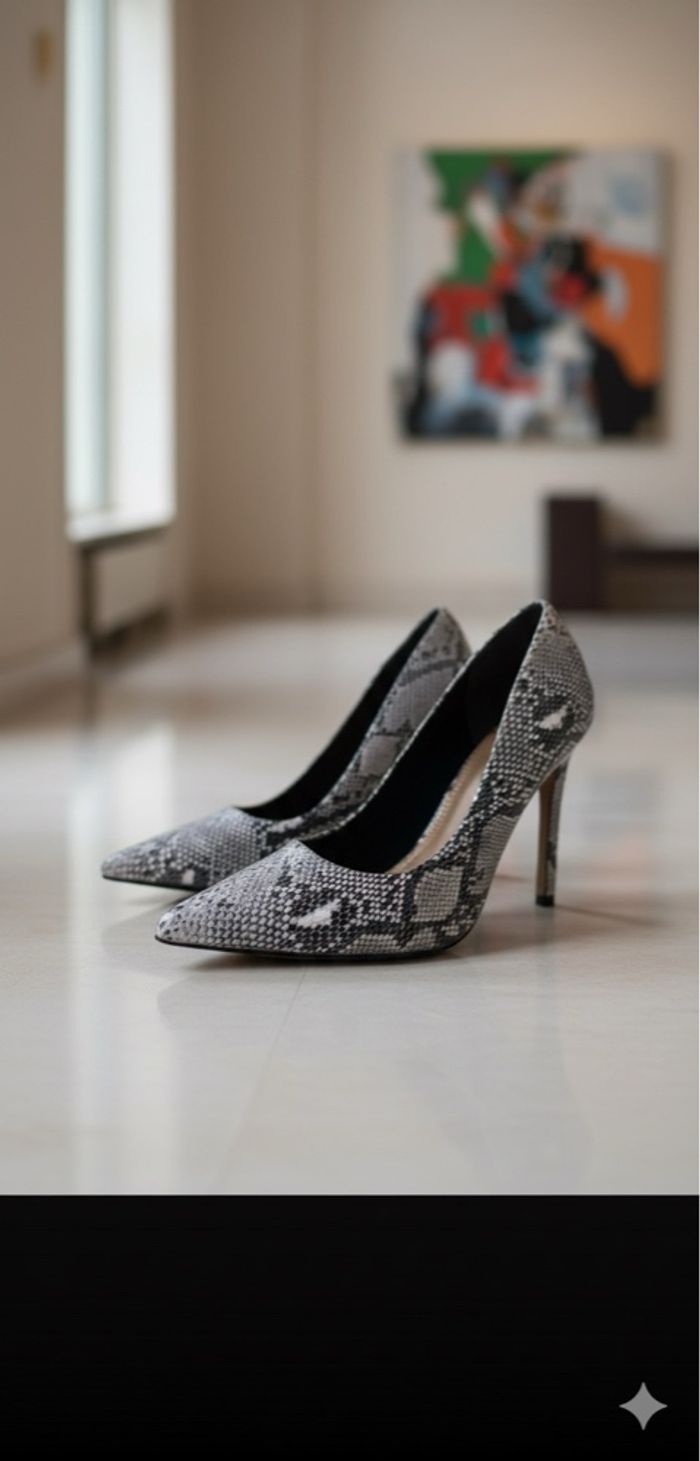 Escarpin gris python en cuir, talons 8 cm marque asos