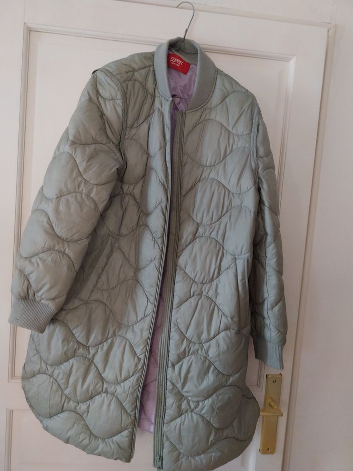 Doudoune Esprit kaki clair longueur genoux