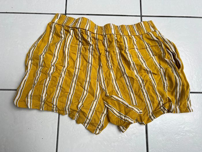 Short à rayures - photo numéro 3
