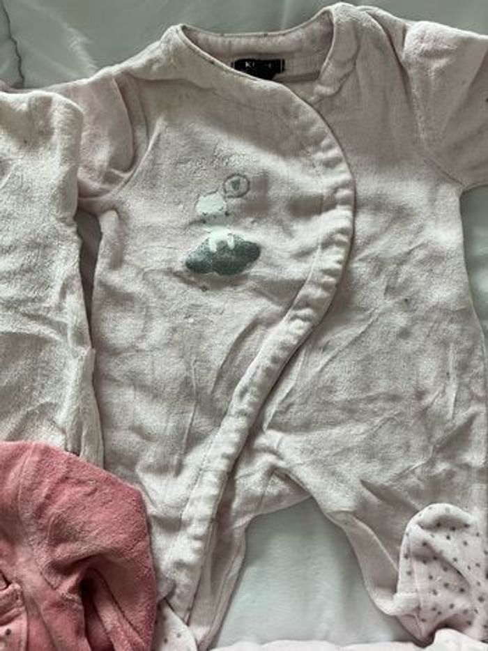 Pyjamas velours 1 mois - photo numéro 3