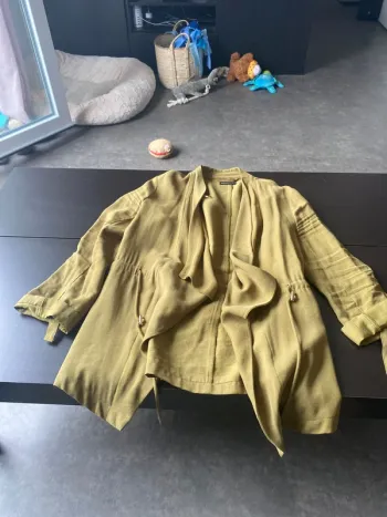 Veste fluide kaki neuve cache cache