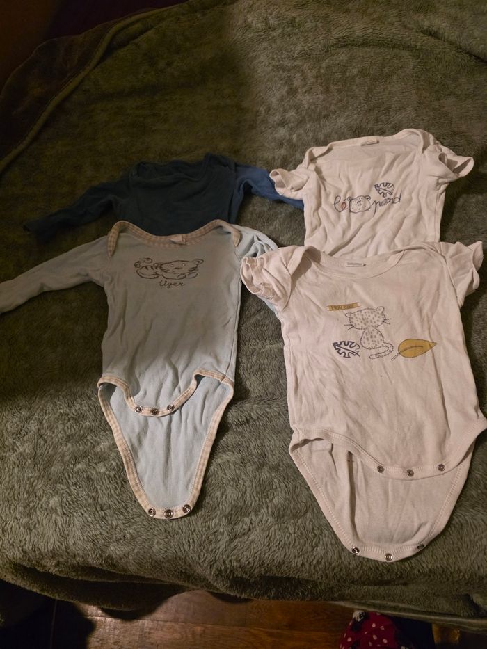 Vêtement garçon 9 mois