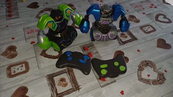 Robot de combat telecommande