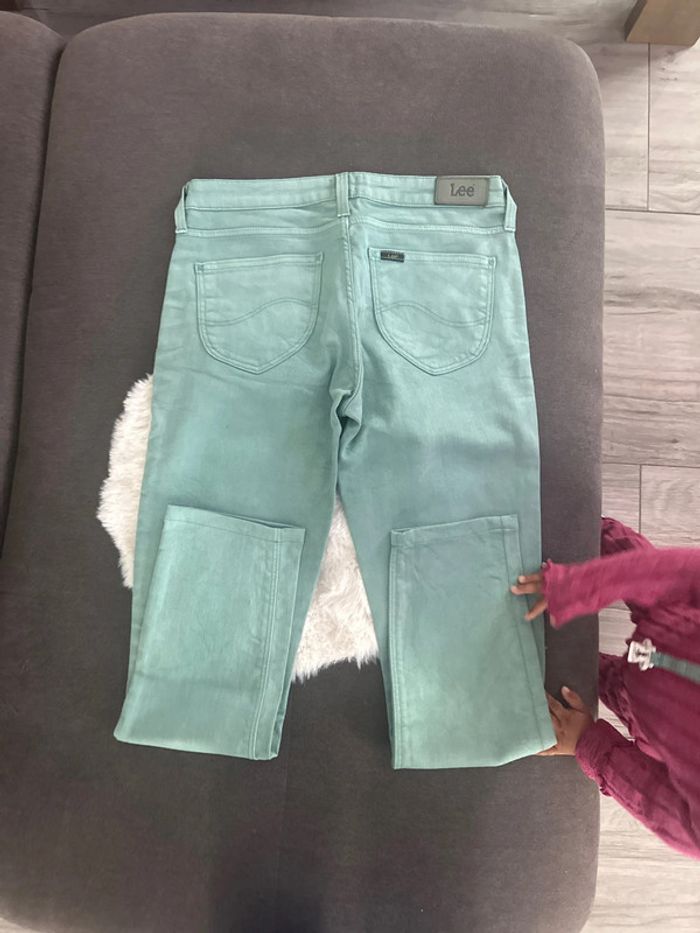 Jean Skinny Lee