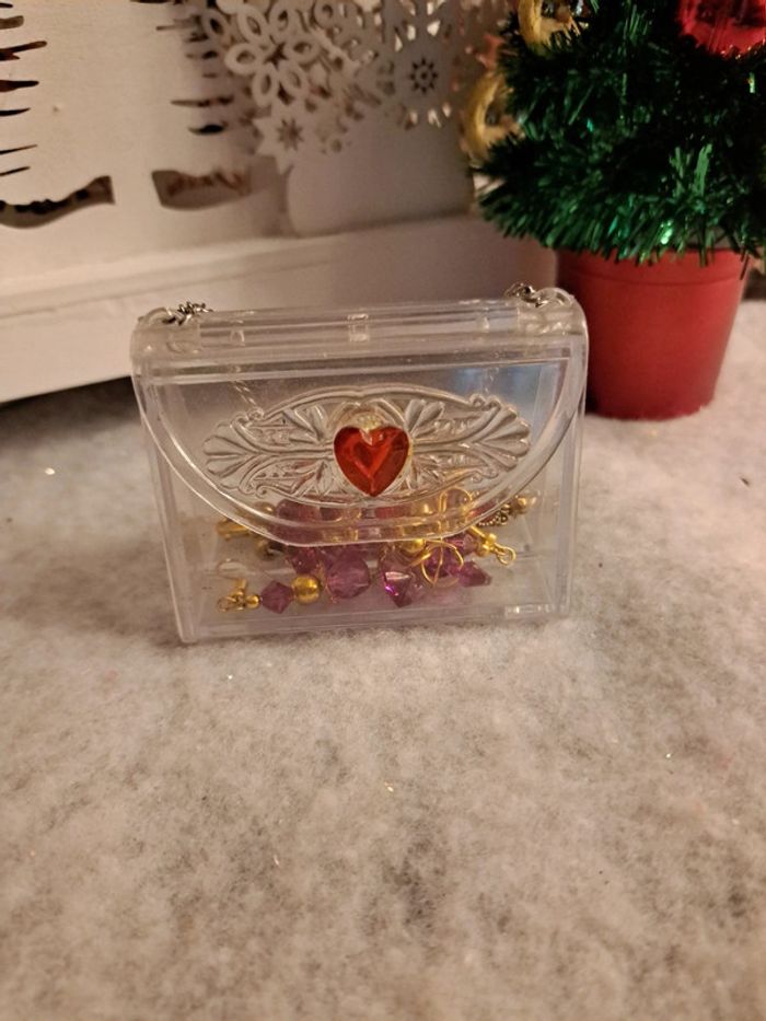 Bracelet rouge et doré avec boucles d'oreilles cœurs en verre rose - photo numéro 12