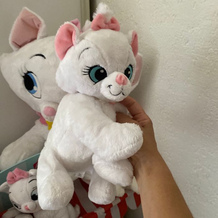 Gros lot p peluches Marie - photo numéro 3