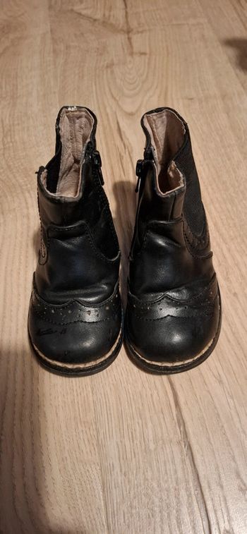 Bottines en cuir noir T21 TBE