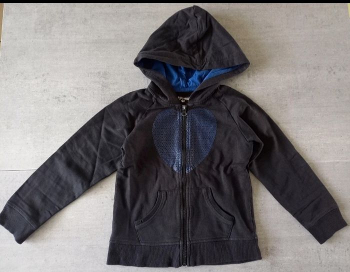 Sweat zippé à capuche 8 ans - photo numéro 4