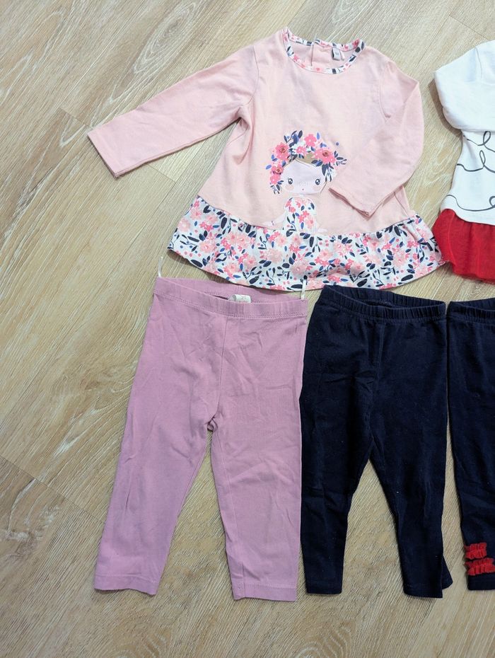 Lot 4 leggings & 2 t-shirts 12 mois bébé fille - photo numéro 2