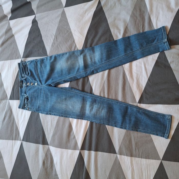 Jean pour femme bleu denim Skinny High - Guess - photo numéro 4