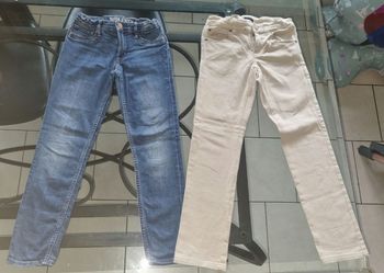 Lot 2 pantalon 7/8 ans
