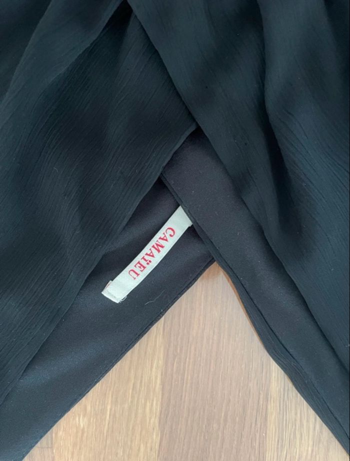 Robe noire cache cœur - photo numéro 2