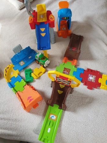 VTech-Tut Tut Bolides-Circuit Cascades Push et Go