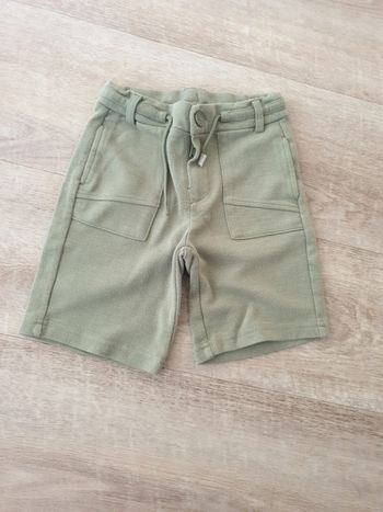 Short 4ans