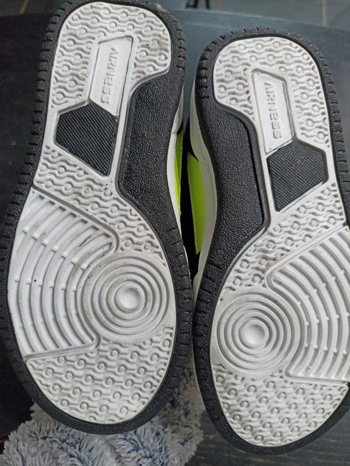 Basket airness taille 26 - photo numéro 4