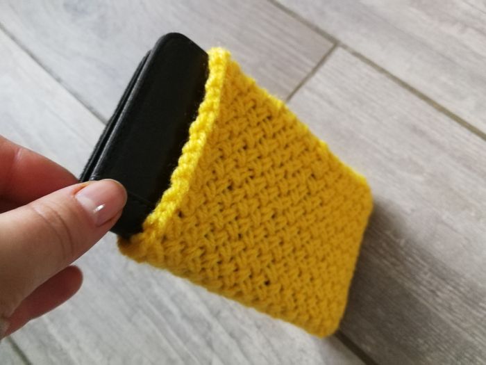 Etui à lunettes en acrylique jaune sans fermoir - photo numéro 2