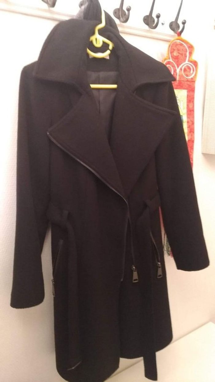 Manteau noir femme mi-long - photo numéro 2