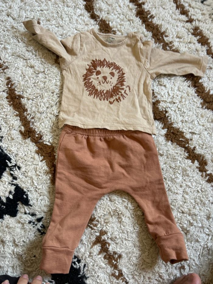 Ensemble jogging+ teeshirt ML