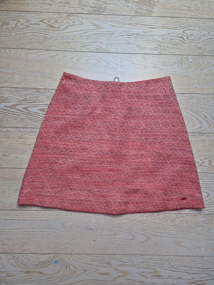 Jupe rouge courte - photo numéro 2