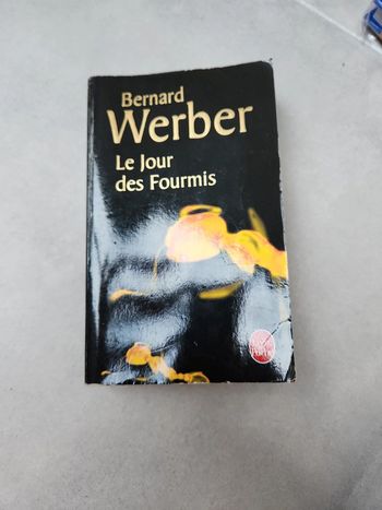 Livre : le jour des fourmis