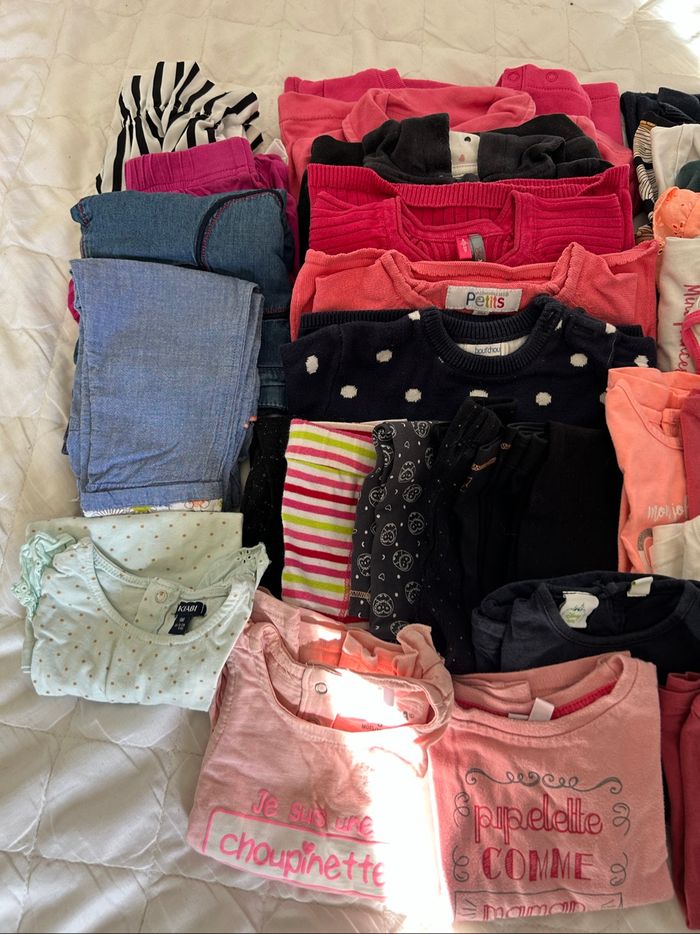 Lot de 33 vêtements fille taille 9 mois - photo numéro 2