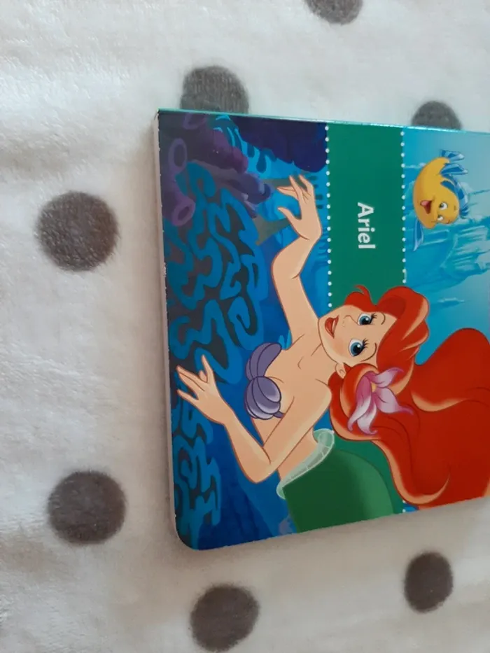 Livre  disney princesses : Ariel la petite sirène neuf - photo numéro 2