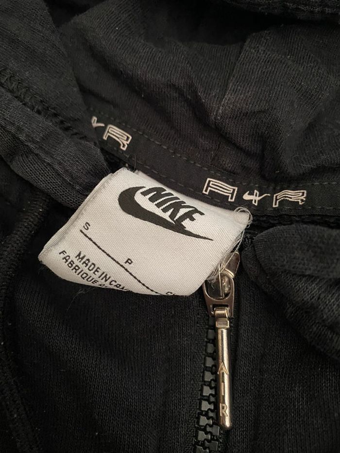 Veste Nike - photo numéro 2