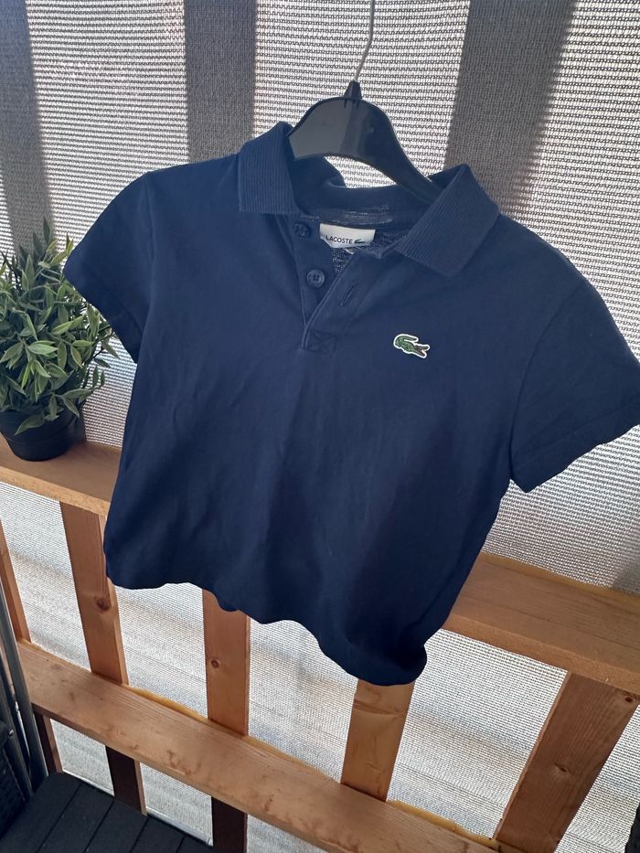 Polo Lacoste garçon en très bonne état. - photo numéro 2