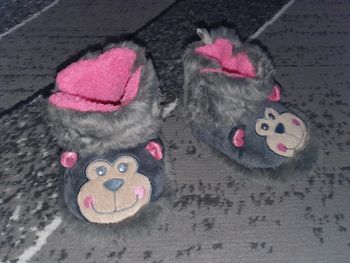 Chaussons doux et chauds t. 25