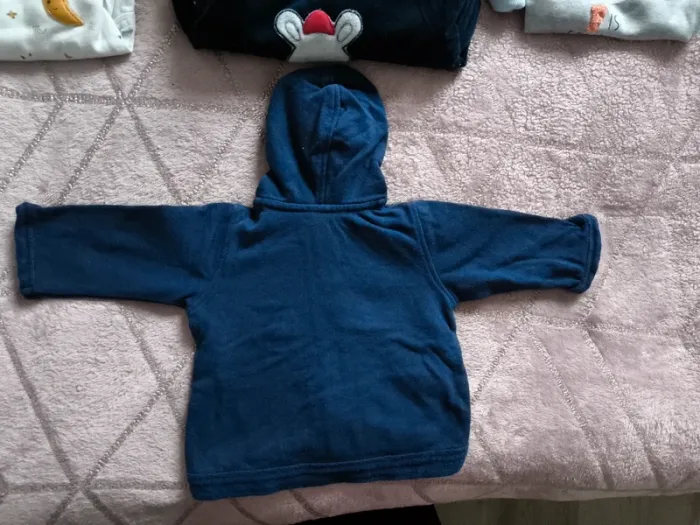 Lot de 12 vêtements + 4 paires de chaussettes 1 mois - photo numéro 13