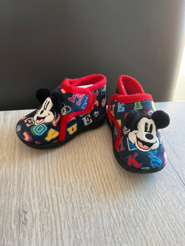 Chaussons bébé - photo numéro 2
