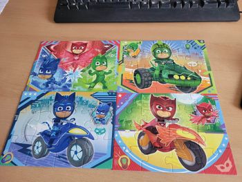 LOT DE 4 PUZZLES PAT PATROUILLE
