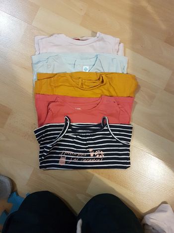Lot de t shirts 18 mois